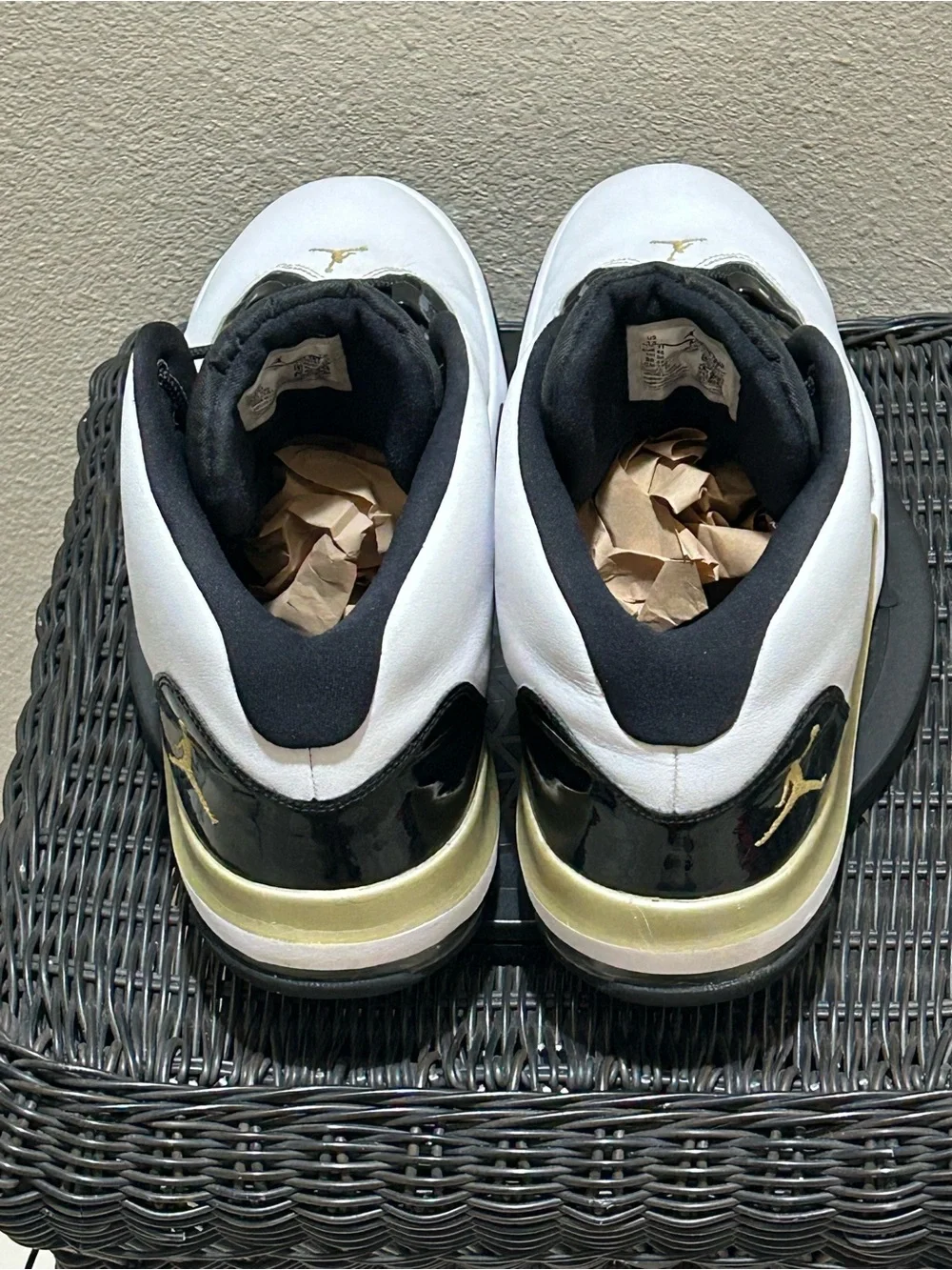 Size 12 Jordan Max Aura White Metallic Gold Black AQ9084-107